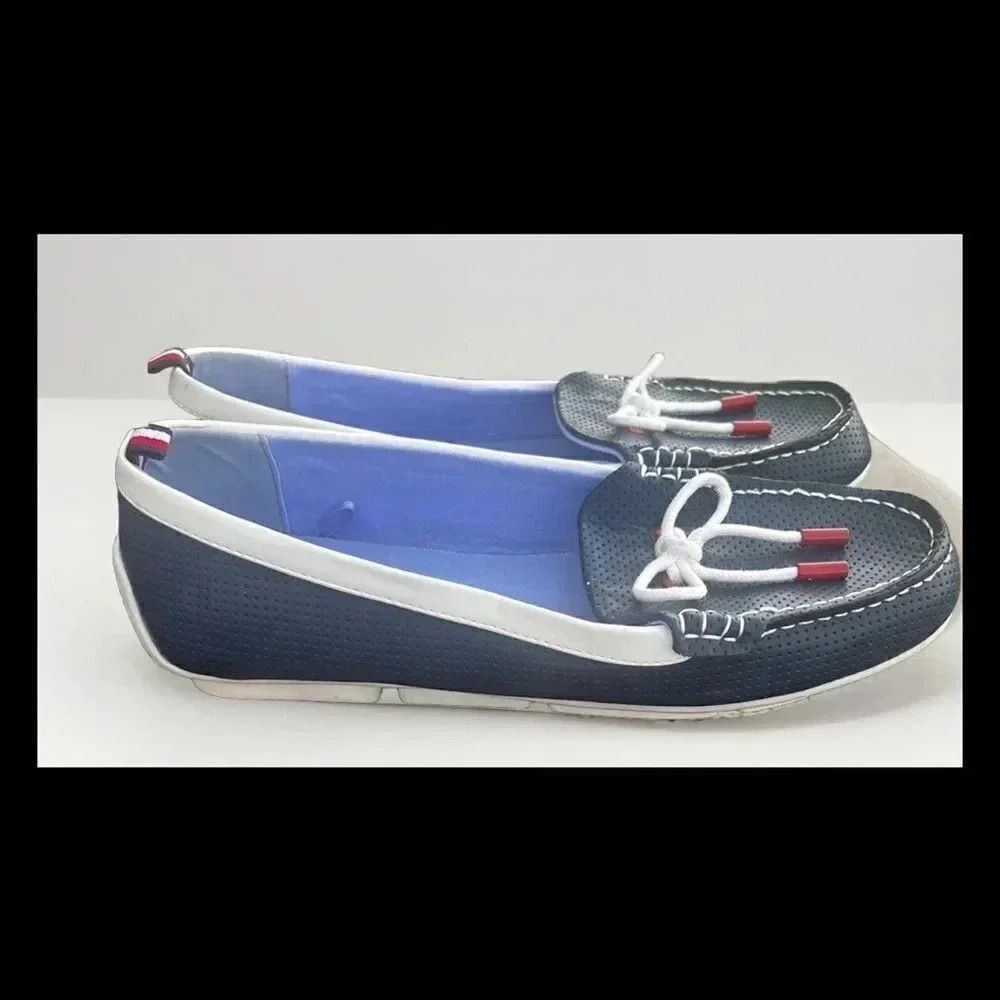 Tommy Hilfiger Womens TWHarisen 2-C Blue Perforated Driving Flats Size 8.5 - Picture 3 of 8